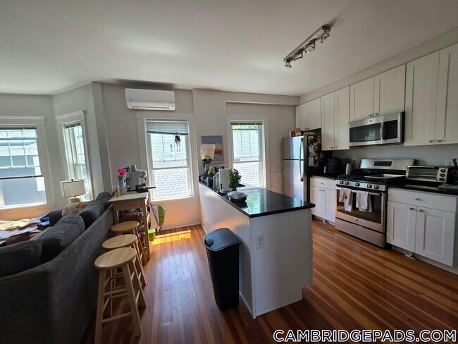 Photo - 37 Magoun St Unit 3