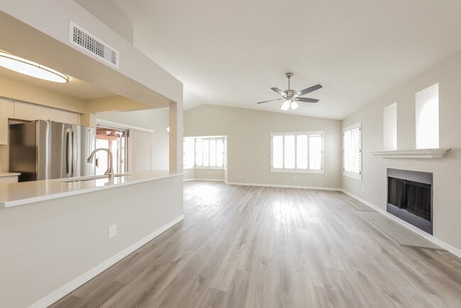 Photo - 8810 W Grovers Ave