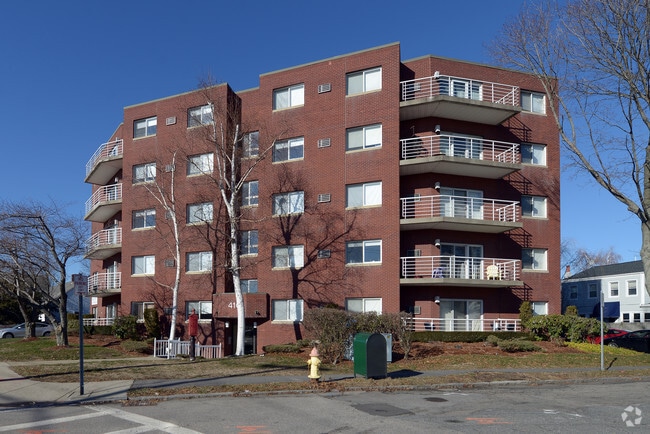 Photo - Washington Place