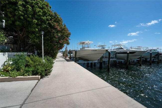 Photo - 1925 Brickell Ave Unit 404 D