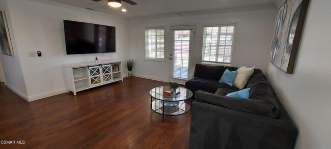 Photo - 2250 Magnolia St