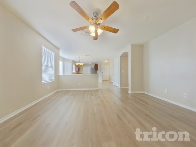 Photo - 25760 W Valley View Dr