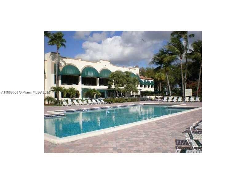 Photo - 9460 Live Oak Pl Unit 106