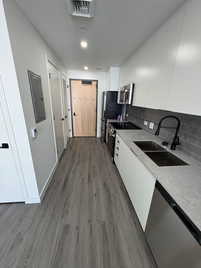 Photo - 91 NW 26th St Unidad S4