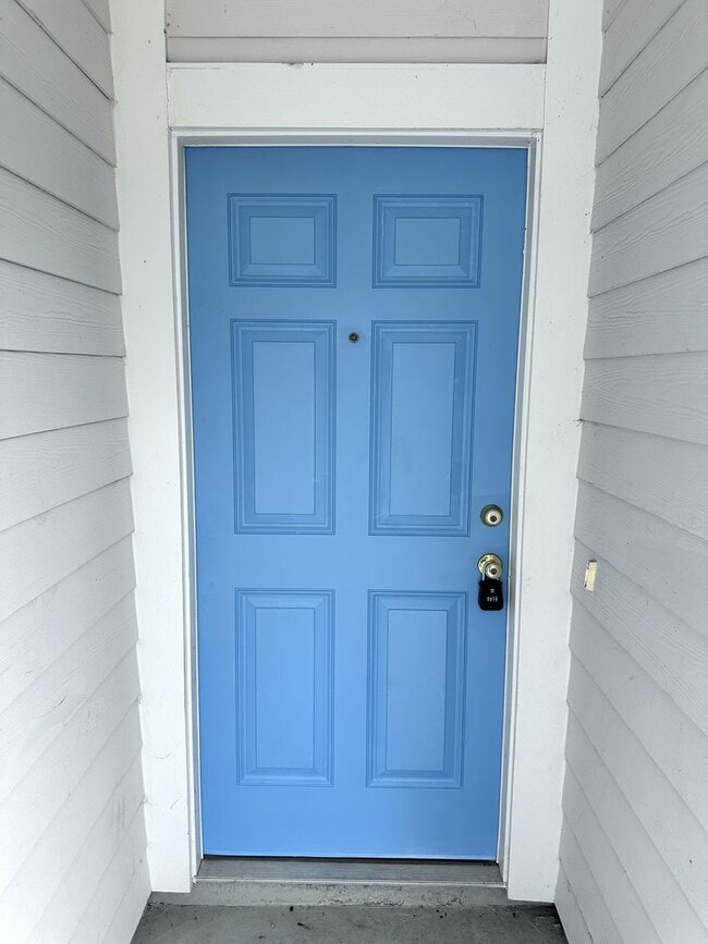Photo - Gorgeous 4-Bedroom Home with Granite Counters & 2-Car Garage