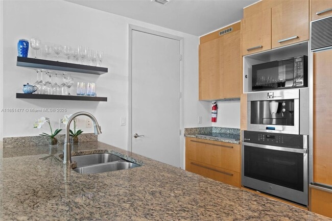 Photo - 15901 Collins Ave Unit 1502