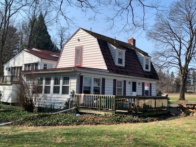 Photo - 8424 E Lake Rd