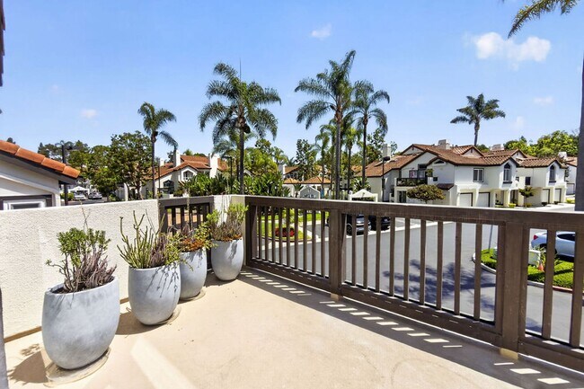 Photo - Beautifully Remodeled Condo in Palm Court