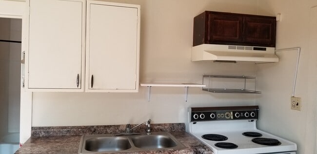 Photo - 583 Pleasant St. Unit 3