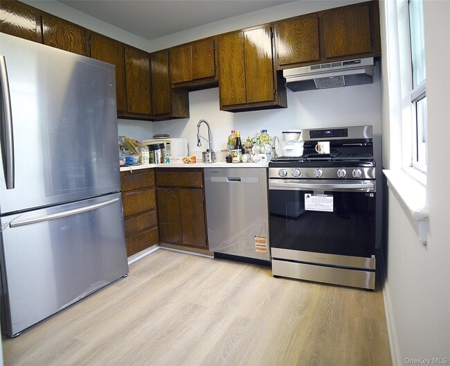 Photo - 72-19 Little Neck Pkwy Unit 1st Fl