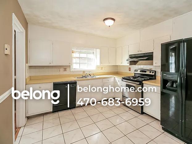 Photo - 1246 Elgin Way