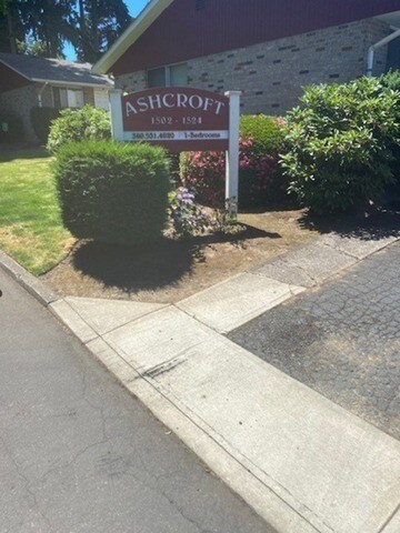 Ash Street Duplexes