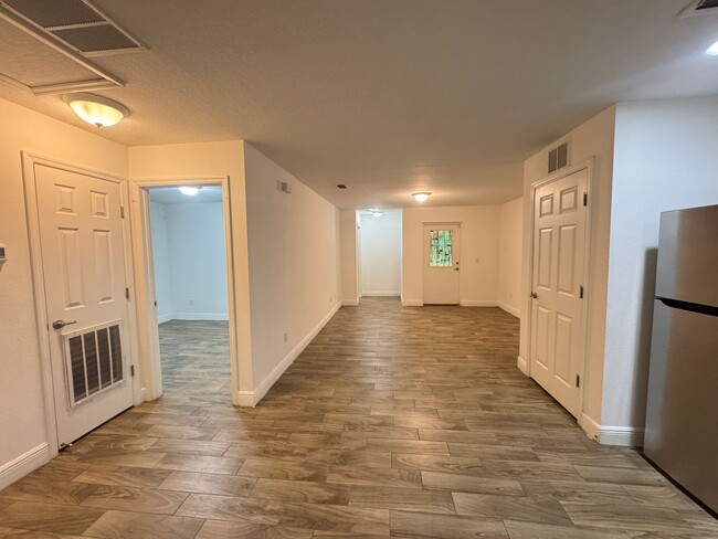 Photo - Available NOW! Charming 3-Bedroom Duplex with Modern Comforts in Lakeland! Washer and Dryer INCLU...