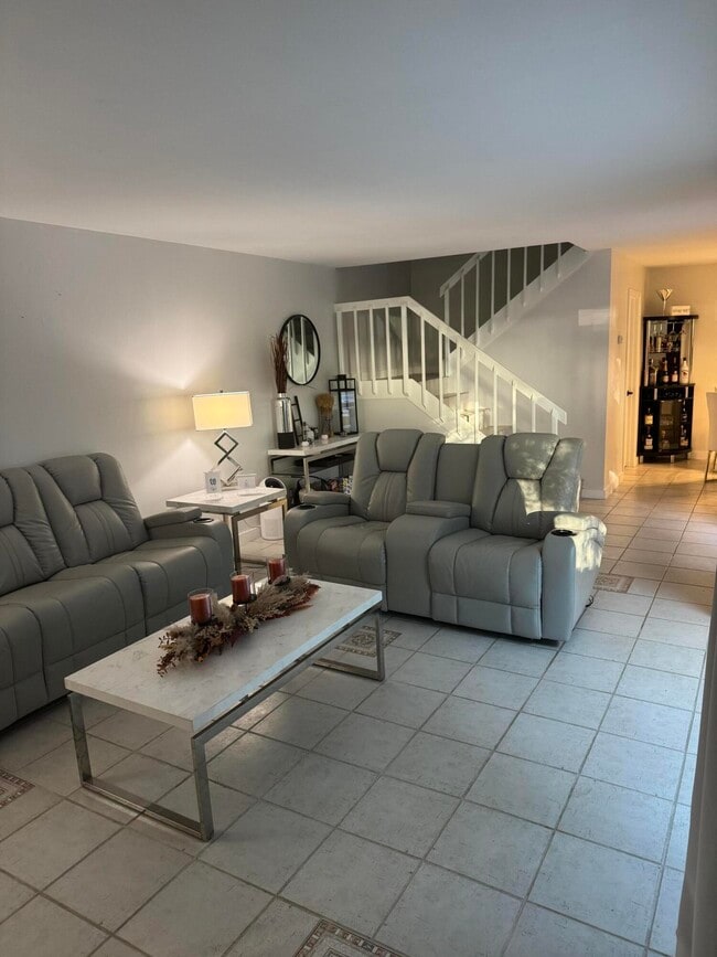 Photo - 6111 SE Riverboat Dr