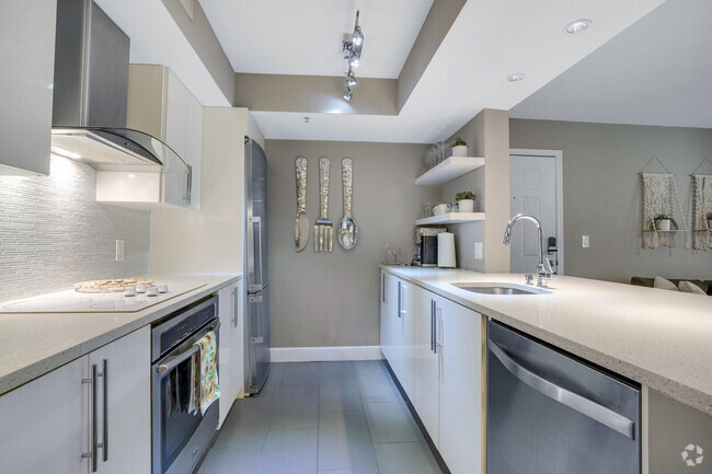 Building Photo - 123 Yacht Club Way Unit 108 Rental