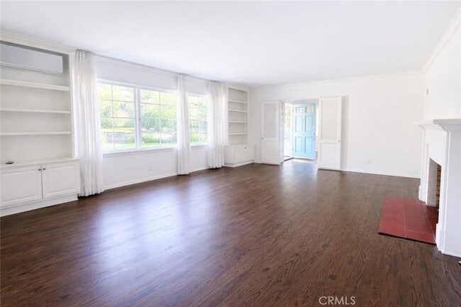 Photo - 18 Woodland Ln