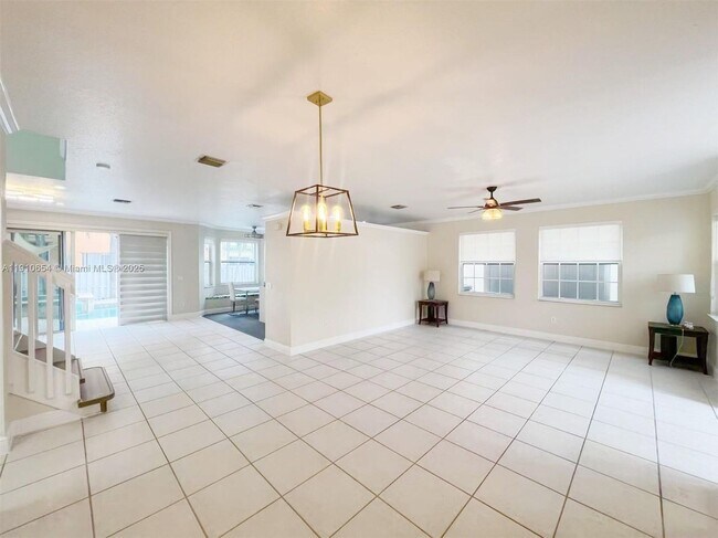 Photo - 15868 NW 4th St