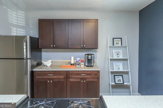 Photo - 1900 Rosemont Pkwy Unit 502
