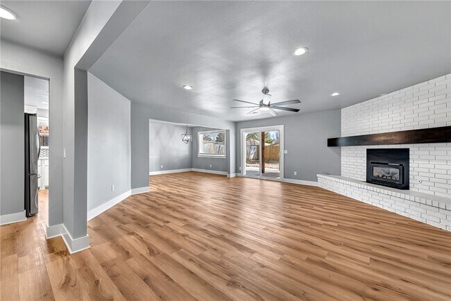 Photo - 1605 SE S St