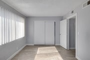 1BR, 1BA - 650SF - Bedroom