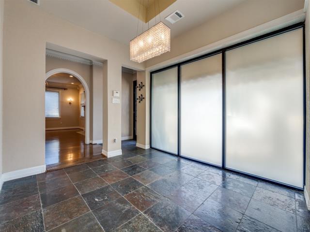 Photo - 4449 Mockingbird Ln