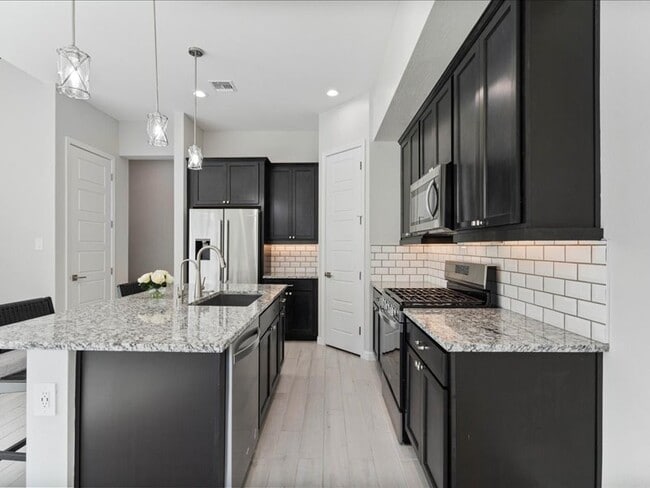 Photo - 5053 E Anderson Dr