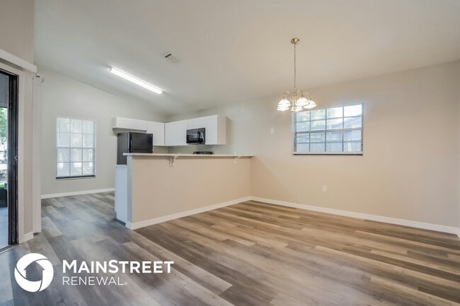 Photo - 1615 Sunburst Way