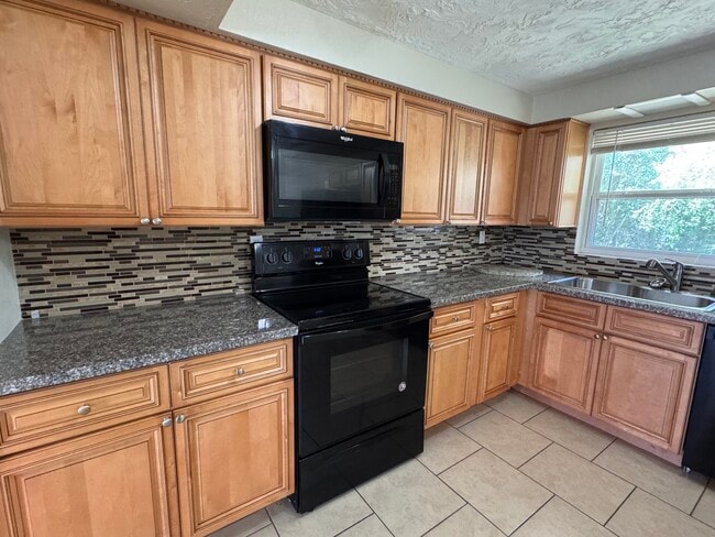 1620 Marengo Dr