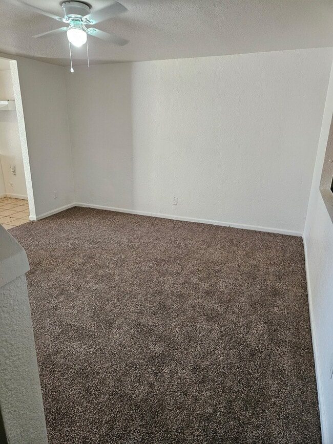Photo - 721 Woodrow Ave