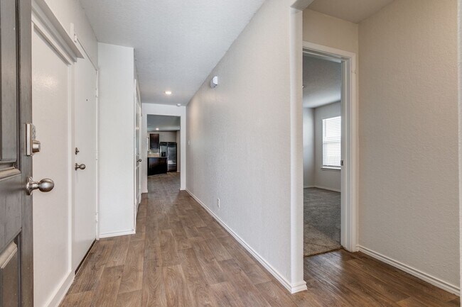 Photo - BEAUTIFUL 3-BEDROOM D.R. HORTON HOME IN RE...