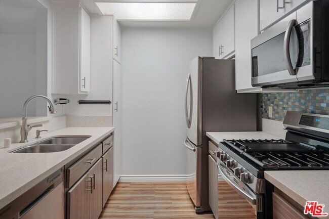 Photo - 3231 Cheviot Vista Pl Unidad 307 Rental