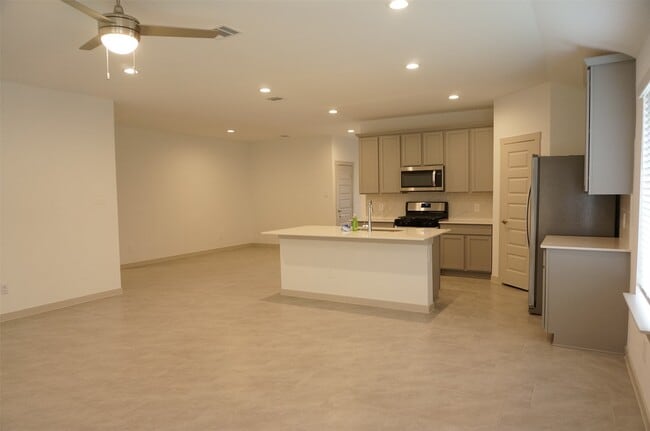 Photo - 3966 Canyon Shore Ln