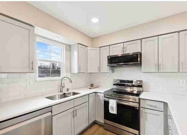 Photo - 11215 Lake Overlook Pl