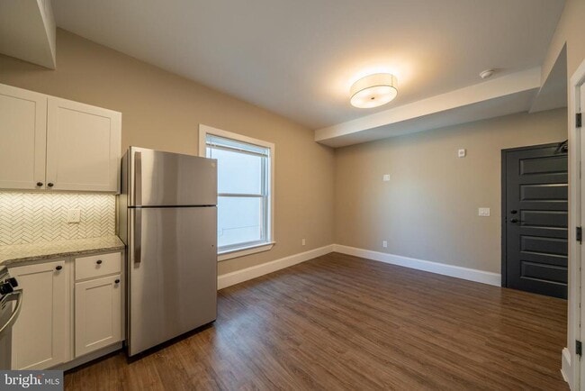 Photo - 29 E Gay St Unit 9