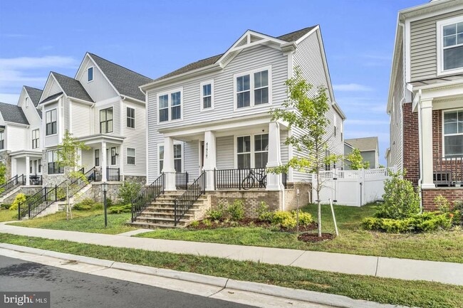 Building Photo - 41919 Spring Air Dr
