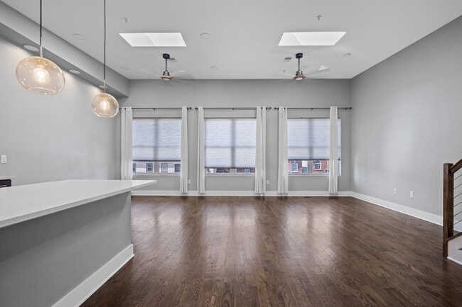 Photo - 50 Laidlaw Ave Unit 3