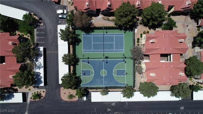 Photo - 2200 S Fort Apache Rd Unidad 1114 Rental