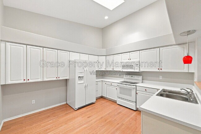 Photo - 8340 S Upham Way