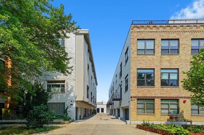 Photo - 2231 N Lister Ave
