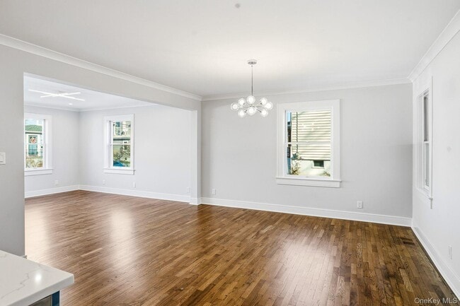 Photo - 71 Henry Ave