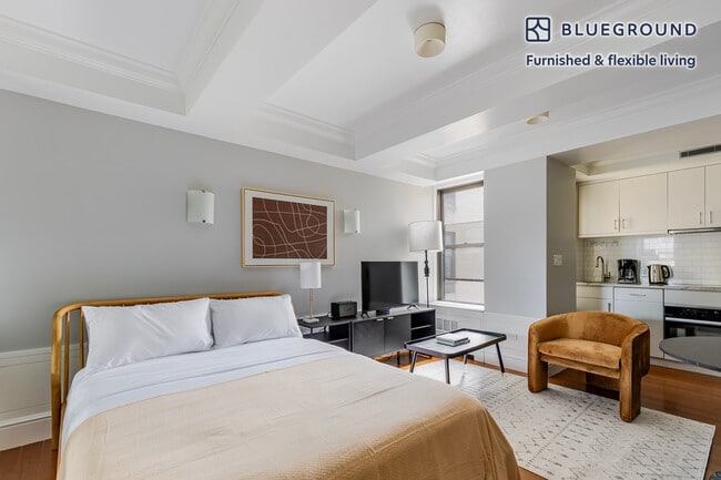 Building Photo - 240 W 73rd St Rental