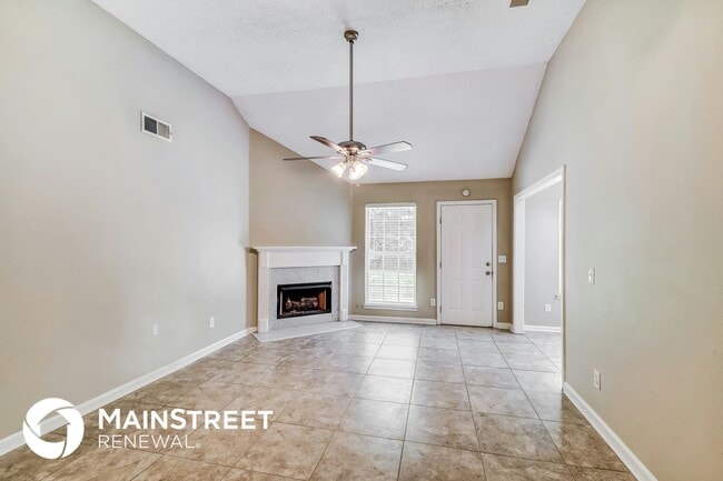 Photo - 224 Meriweather Ln