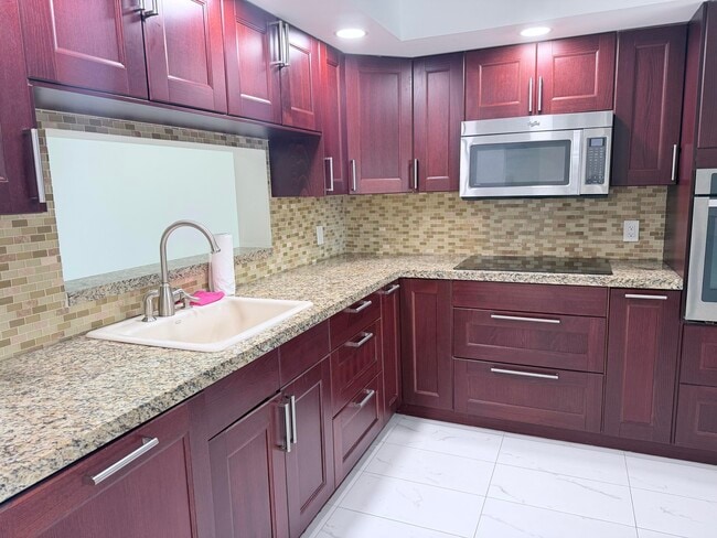 Photo - 1200 SW 125th Ave Unit 309 L