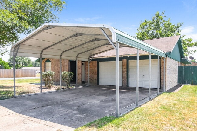 Photo - 2701 5th Ave N