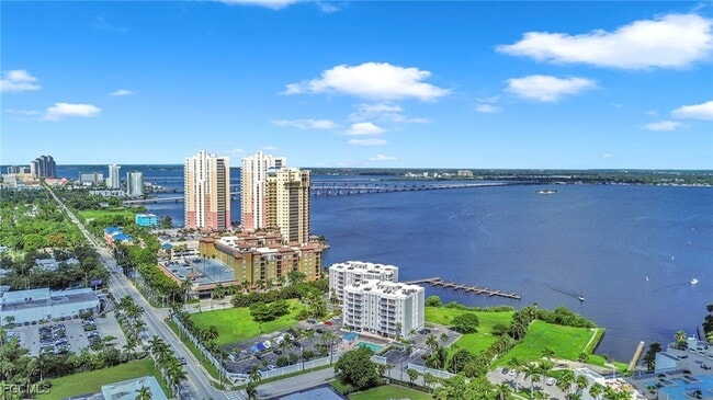 Building Photo - 2885 Palm Beach Blvd Unit 101