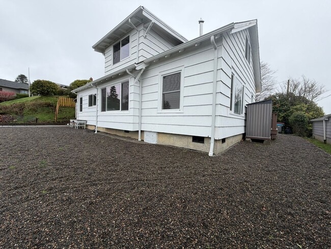 Photo - Beautiful 3 Bed / 2 Bath House With a Gorgeous View!