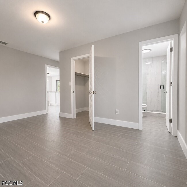 Photo - 800 Willow Dr