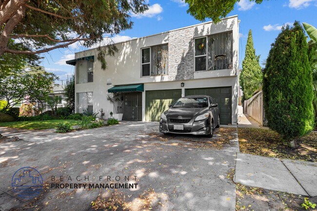 3035 E. Mariquita St.