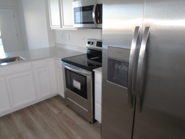 Photo - 5391 Euclid Dr