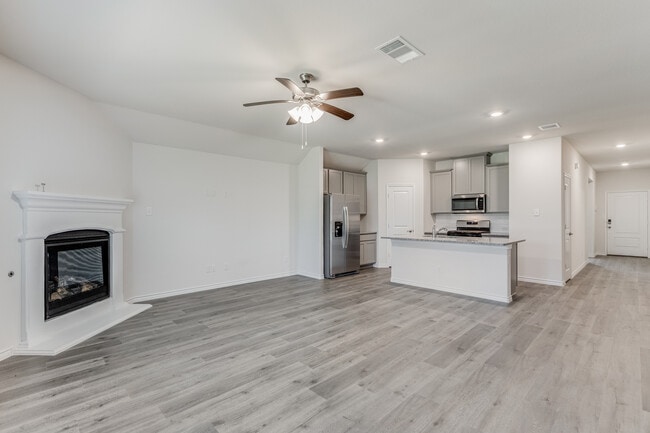 Photo - 2942 Trusting Way